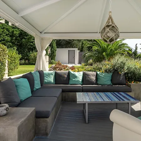 Villa Rabia - Elegant Sea-view Retreat In Mousata, Kefalonia