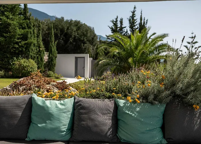Rabia - Elegant Sea-view Retreat In Mousata, Kefalonia Вилла