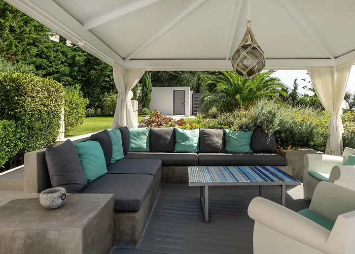 Вилла Rabia - Elegant Sea-view Retreat In Mousata, Kefalonia
