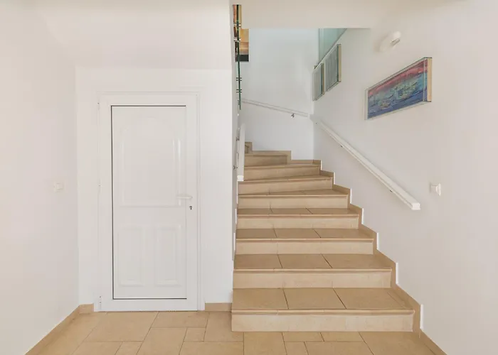 Вилла Rabia - Elegant Sea-view Retreat In Mousata, Kefalonia *