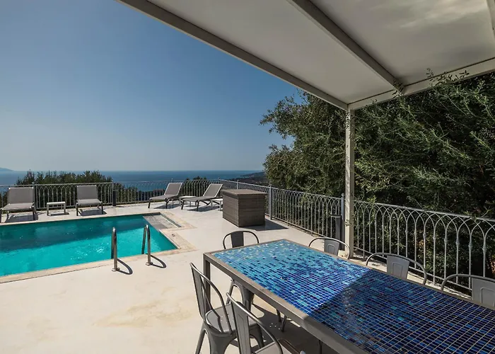 Rabia - Elegant Sea-view Retreat In Mousata, Kefalonia 别墅 *