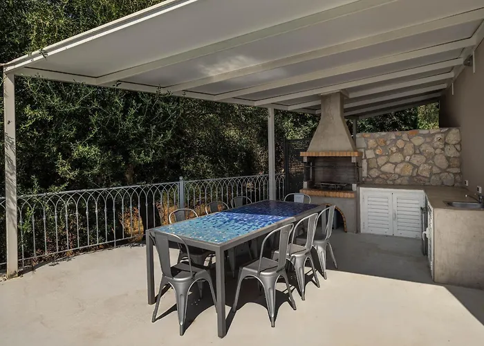 Rabia - Elegant Sea-view Retreat In Mousata, Kefalonia 莫斯塔